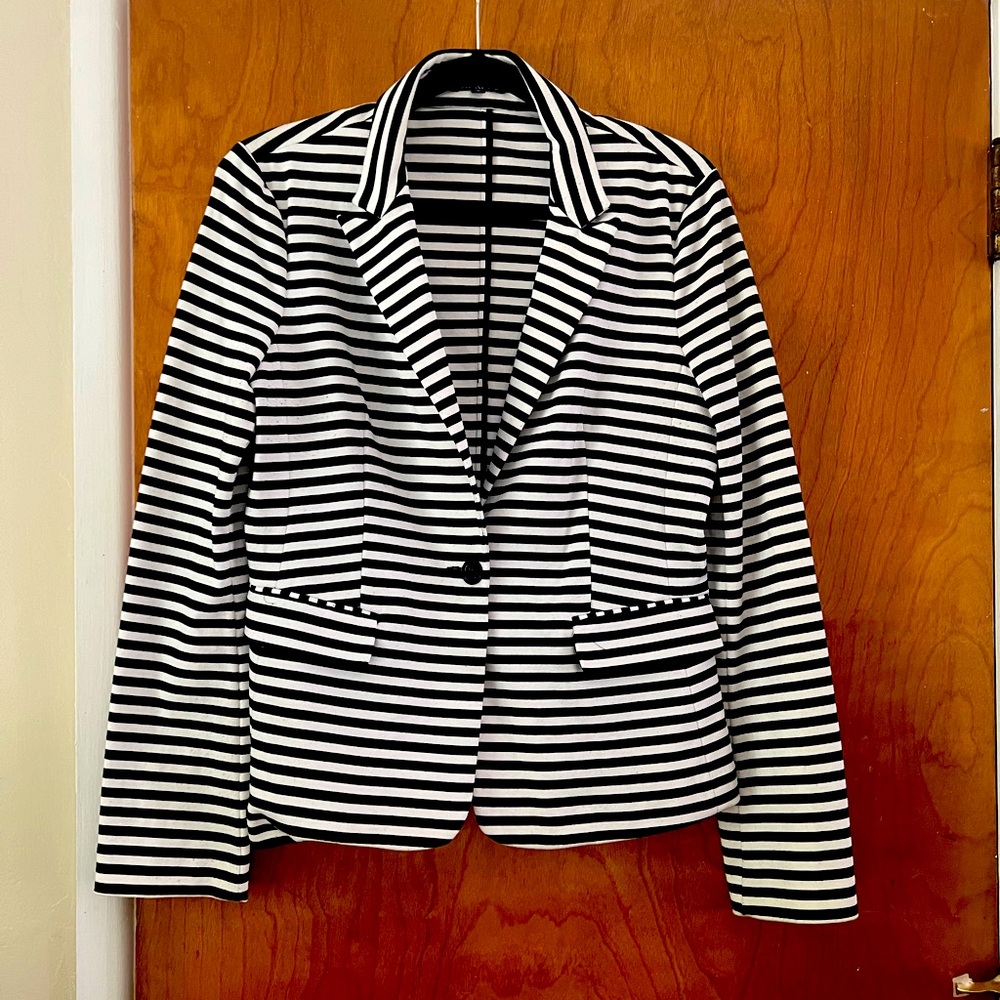 Express Black and White Stretch Blazer